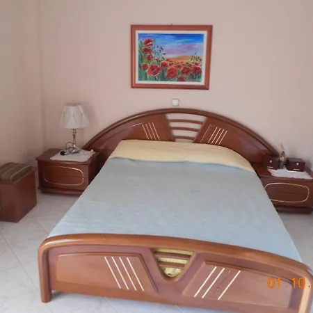 Aparthotel Labrini's